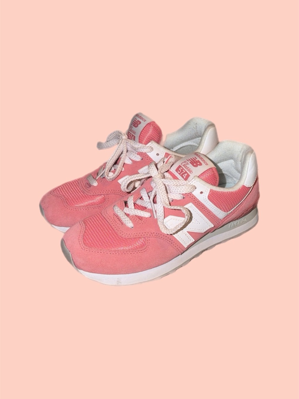 New Balance Women's 574 Pink Suede 🌺